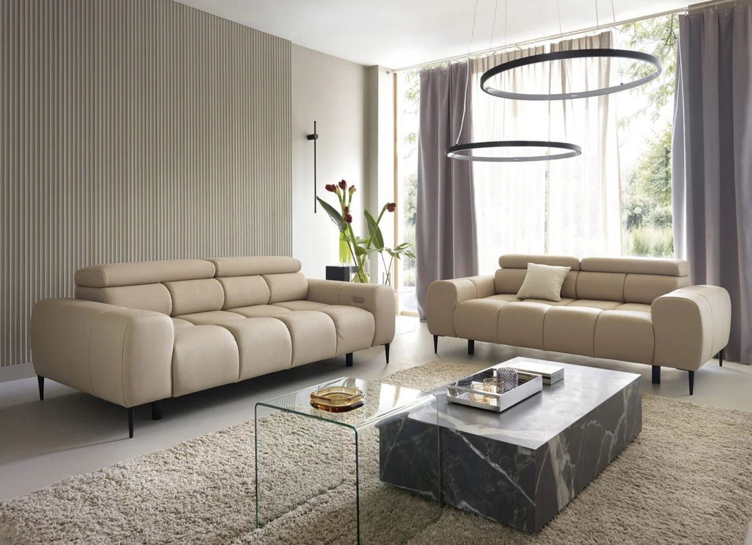 sofa eclipse